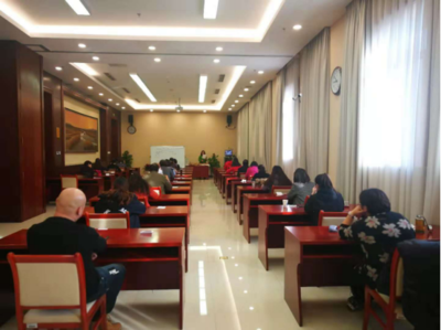 心理健康藍(lán)海揚(yáng)帆 近萬人見證心理咨詢培訓(xùn)項(xiàng)目首次綜合考試啟航